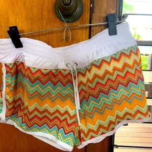 SaltyCoconuts Run shorts